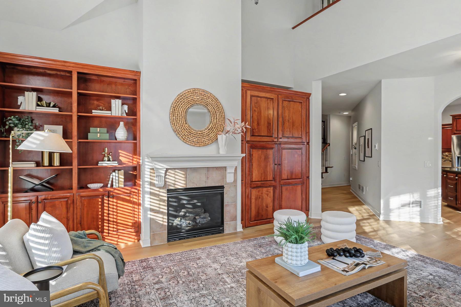 4528 LAURELWOOD DRIVE