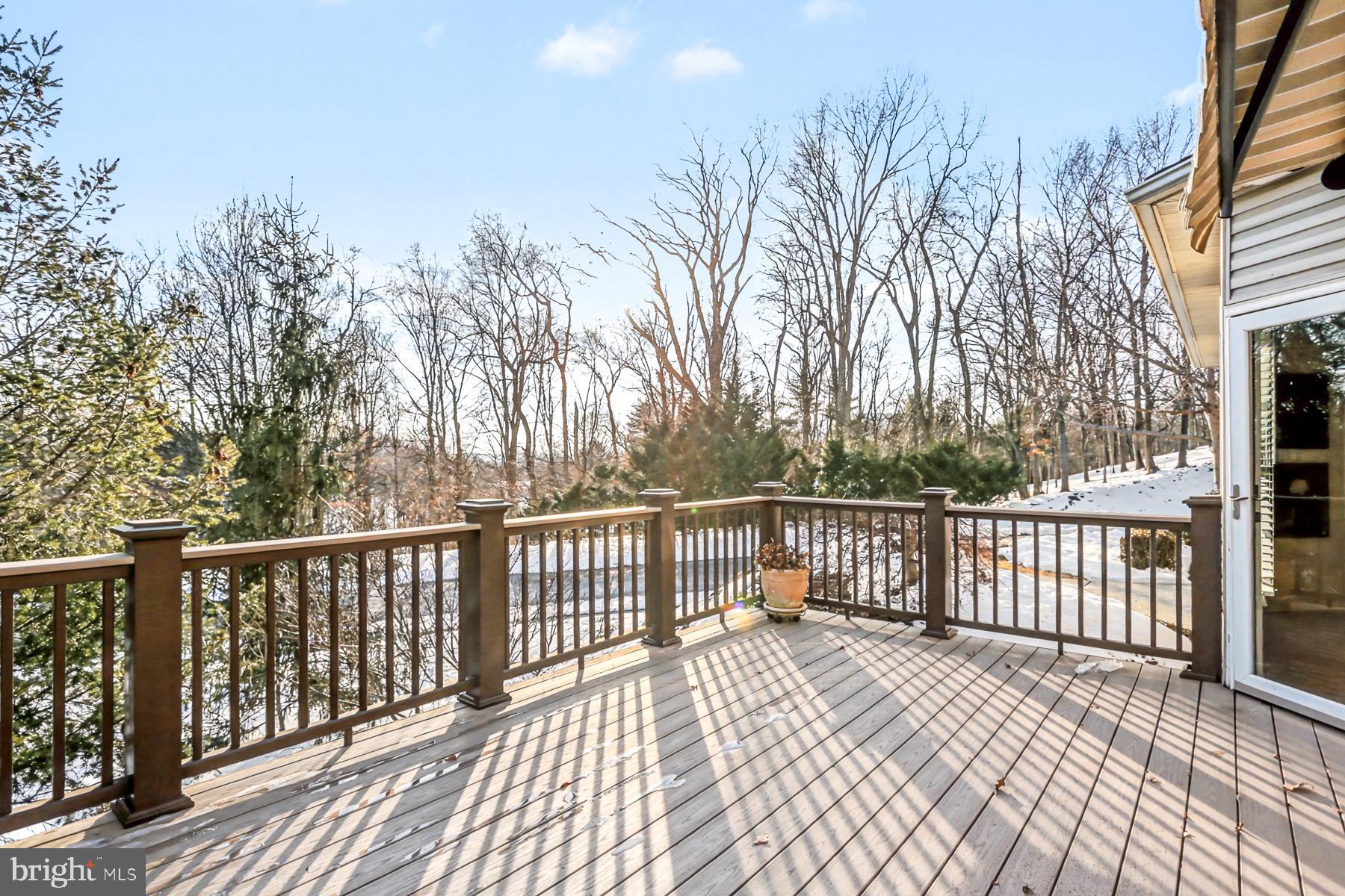 4528 LAURELWOOD DRIVE