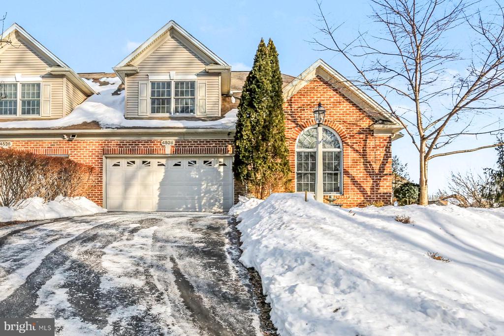 4528 LAURELWOOD DRIVE