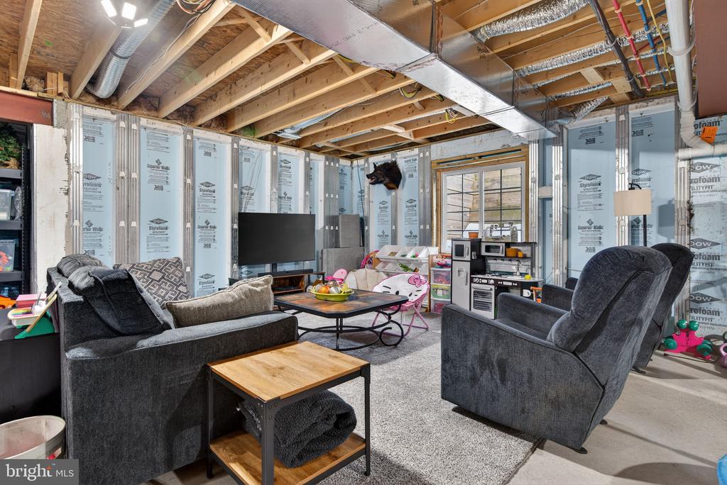 2705 BOX ELDER COURT