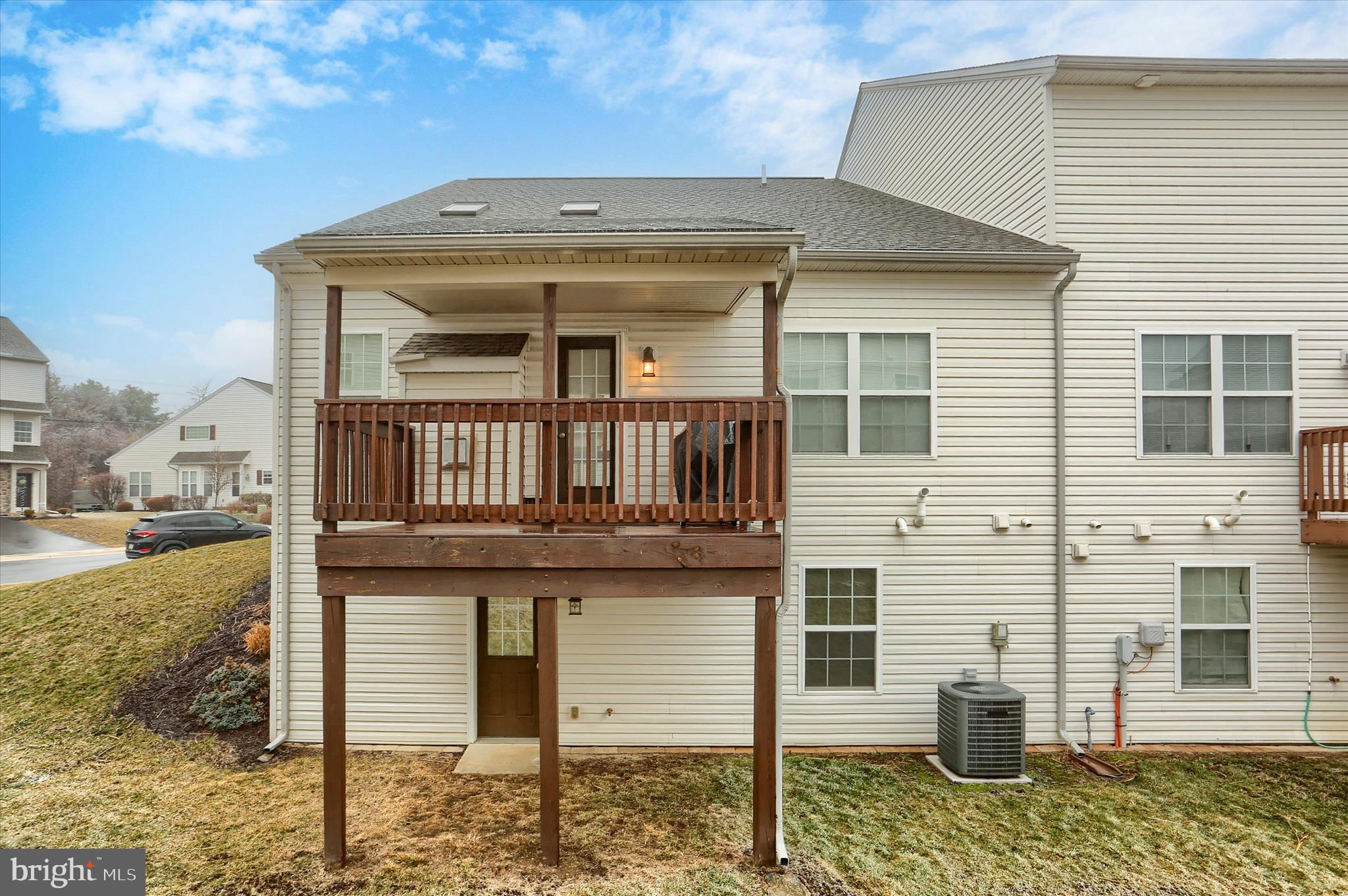 2301 MANDARIN COURT