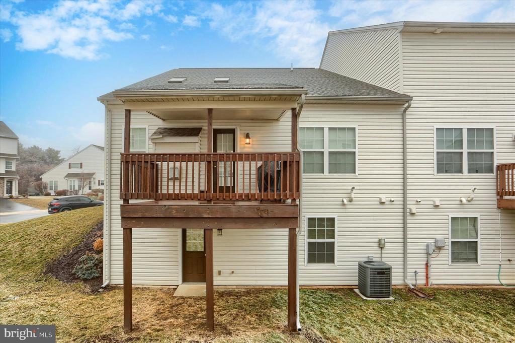2301 MANDARIN COURT