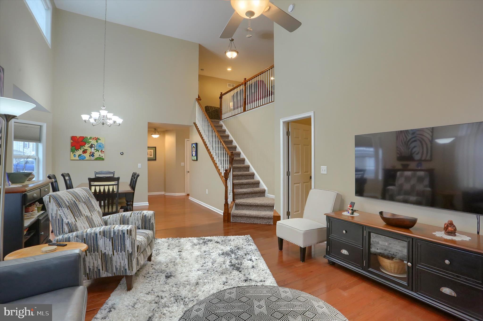 2301 MANDARIN COURT