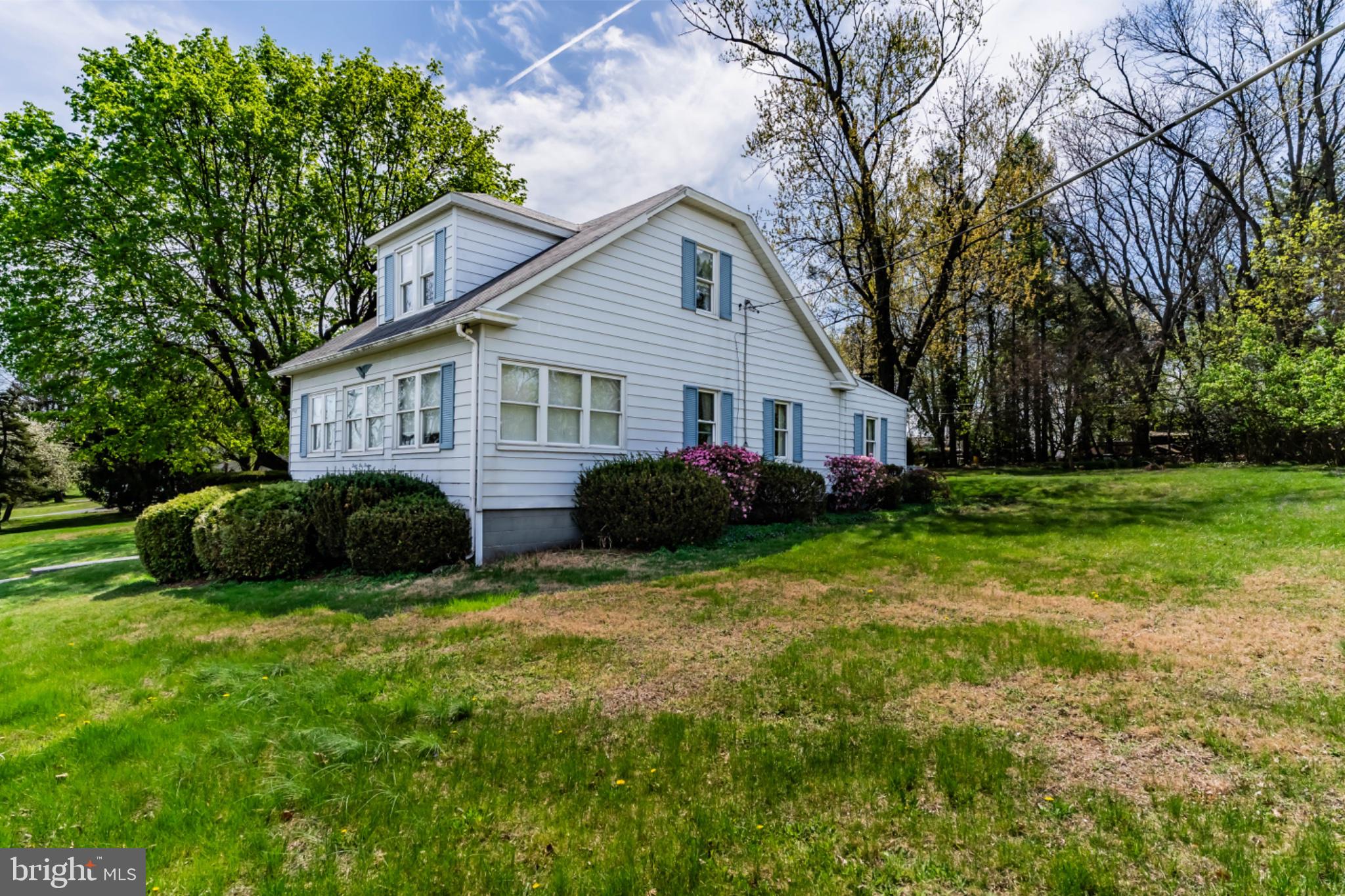 3513 BEAUFORT STREET