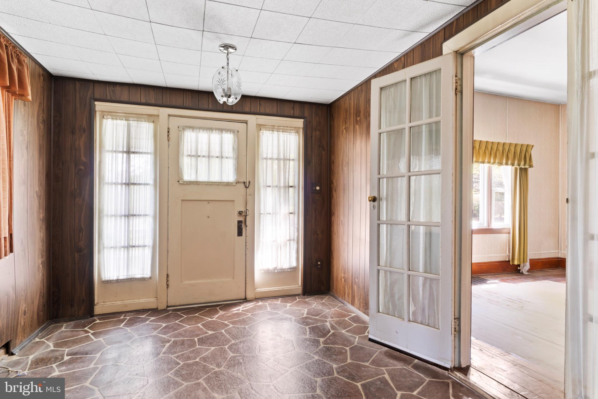 3513 BEAUFORT STREET