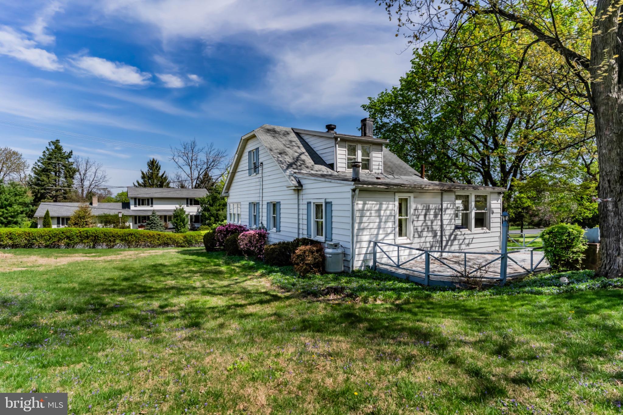 3513 BEAUFORT STREET