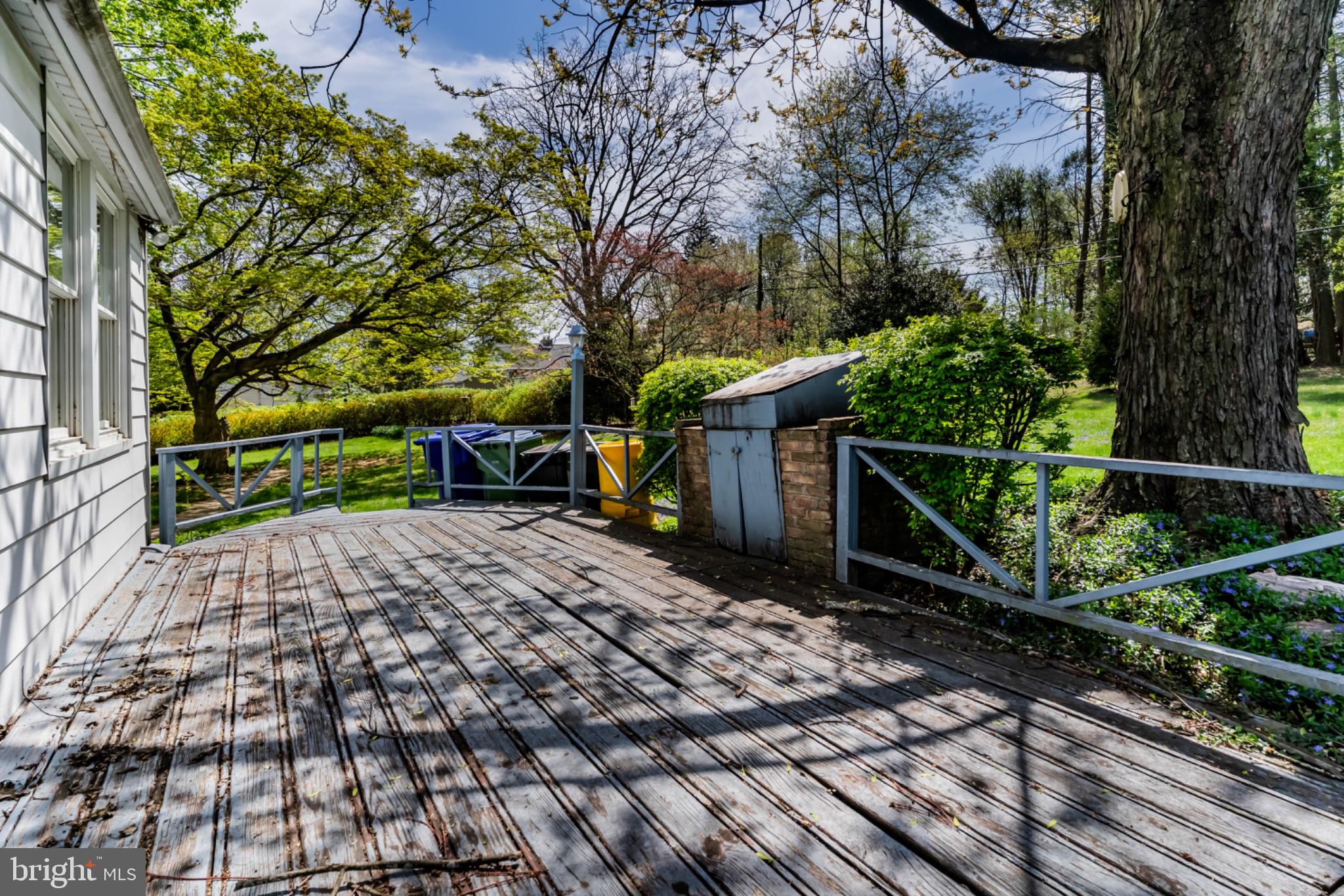 3513 BEAUFORT STREET