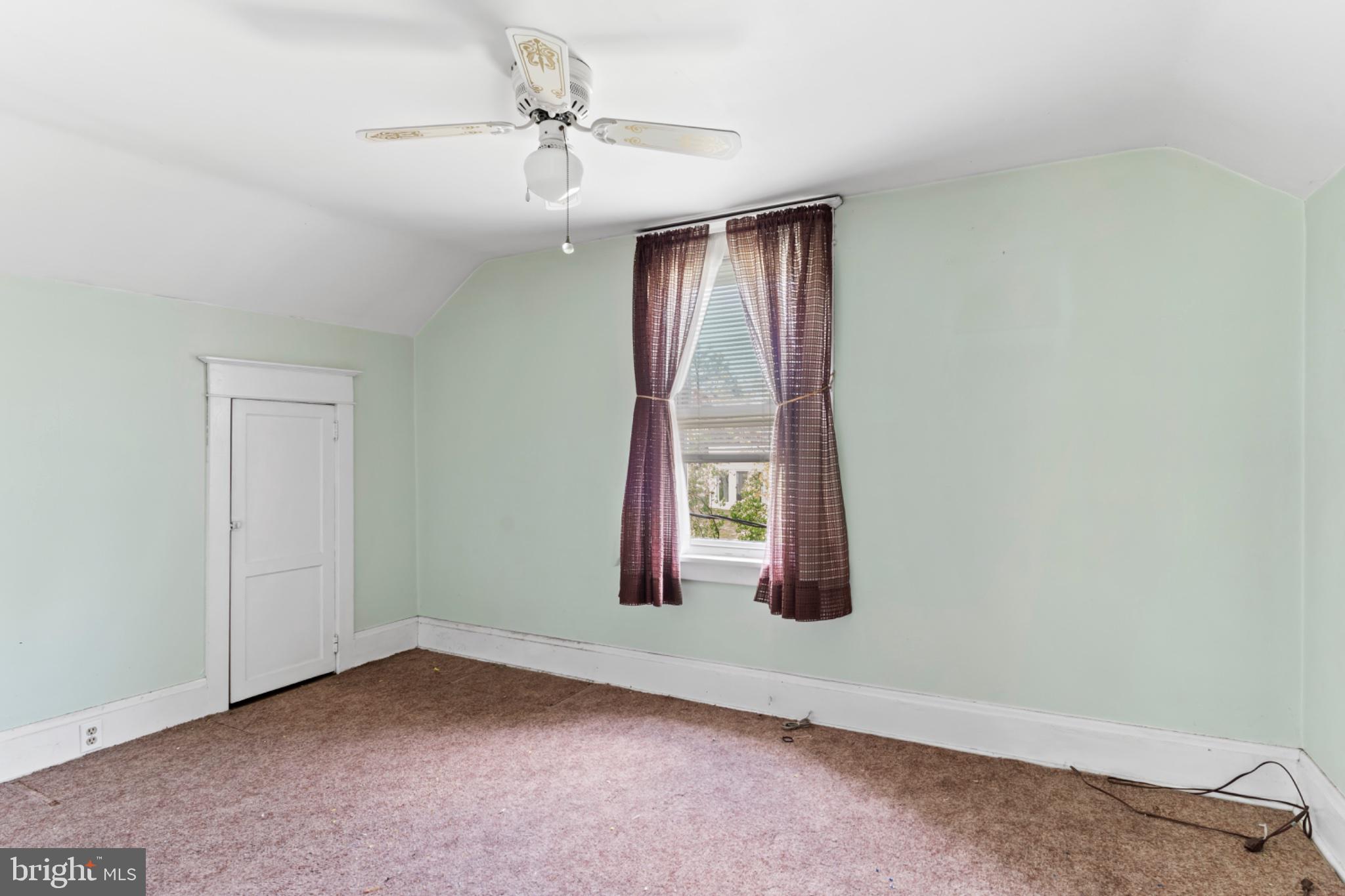 3513 BEAUFORT STREET