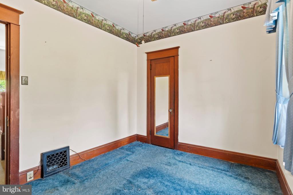 3513 BEAUFORT STREET
