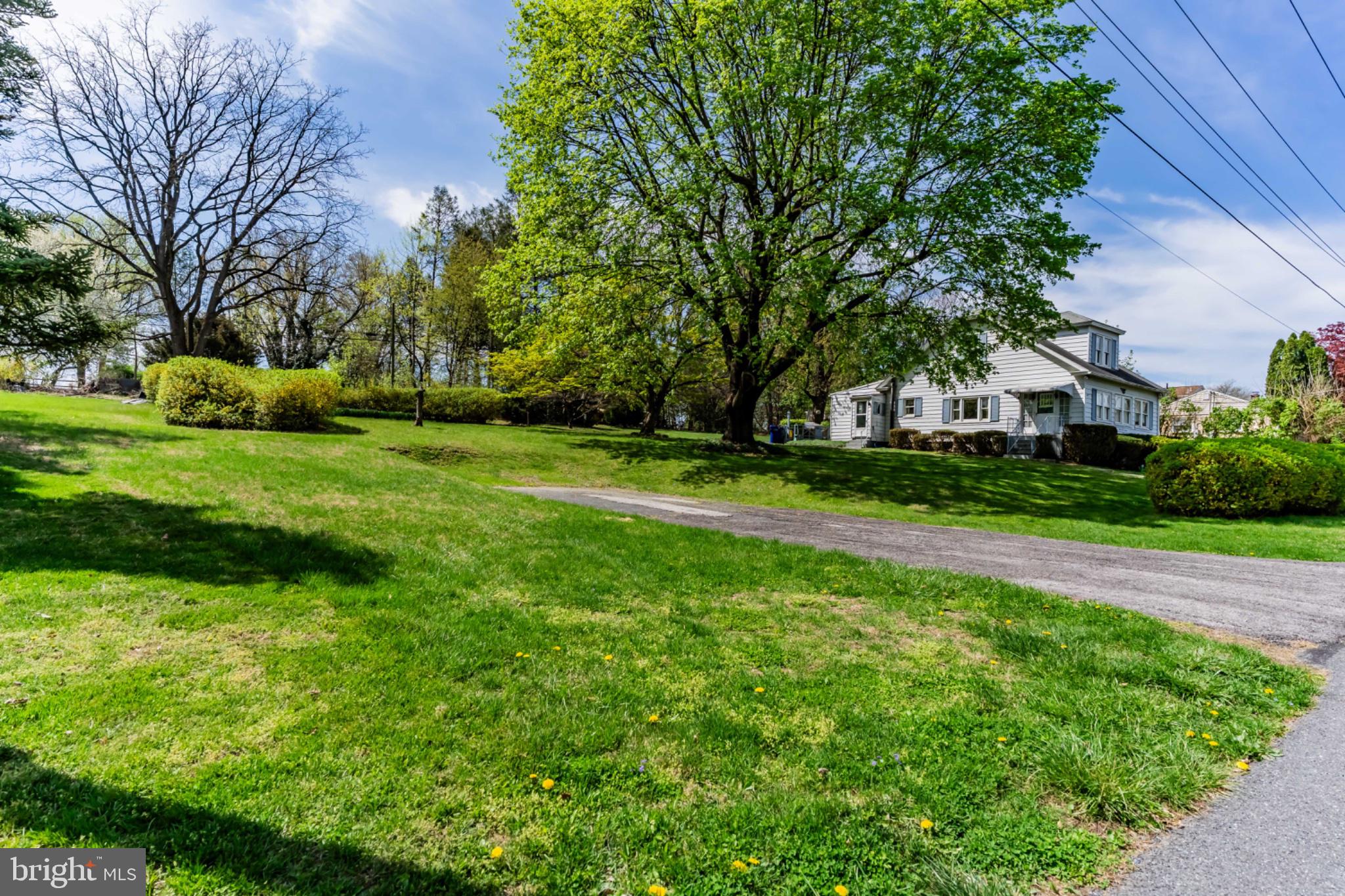 3513 BEAUFORT STREET