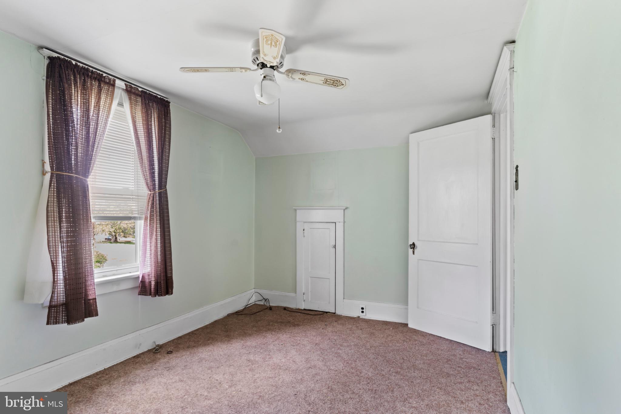 3513 BEAUFORT STREET