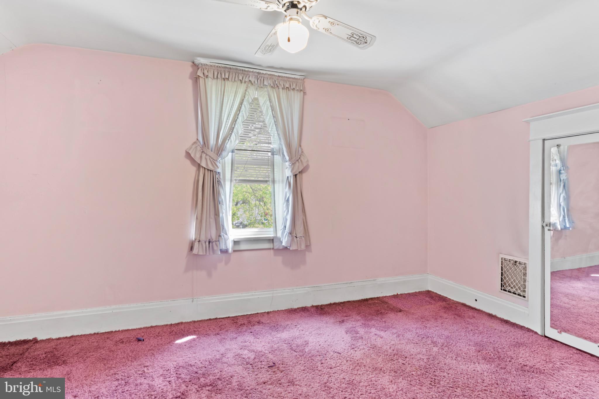 3513 BEAUFORT STREET