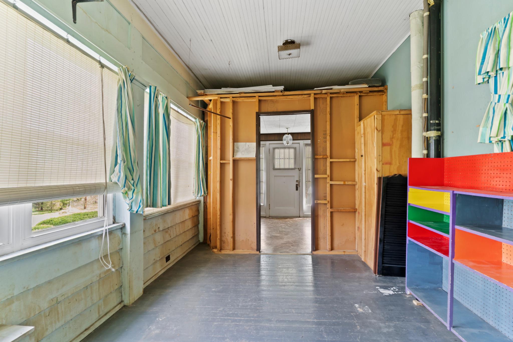 3513 BEAUFORT STREET