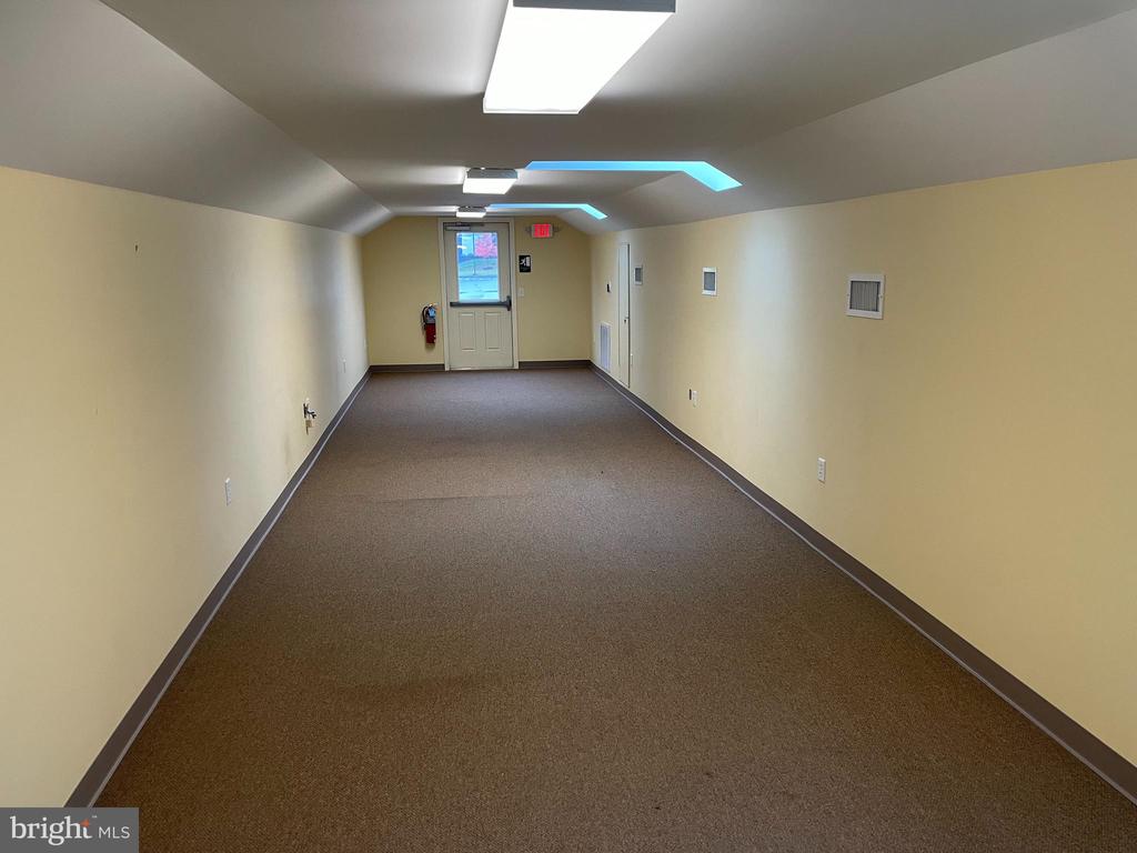 700 Eden Rd