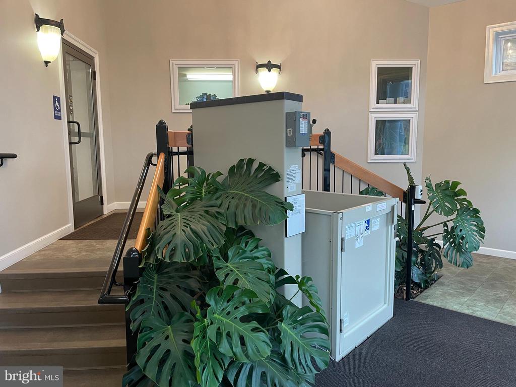 700 Eden Rd