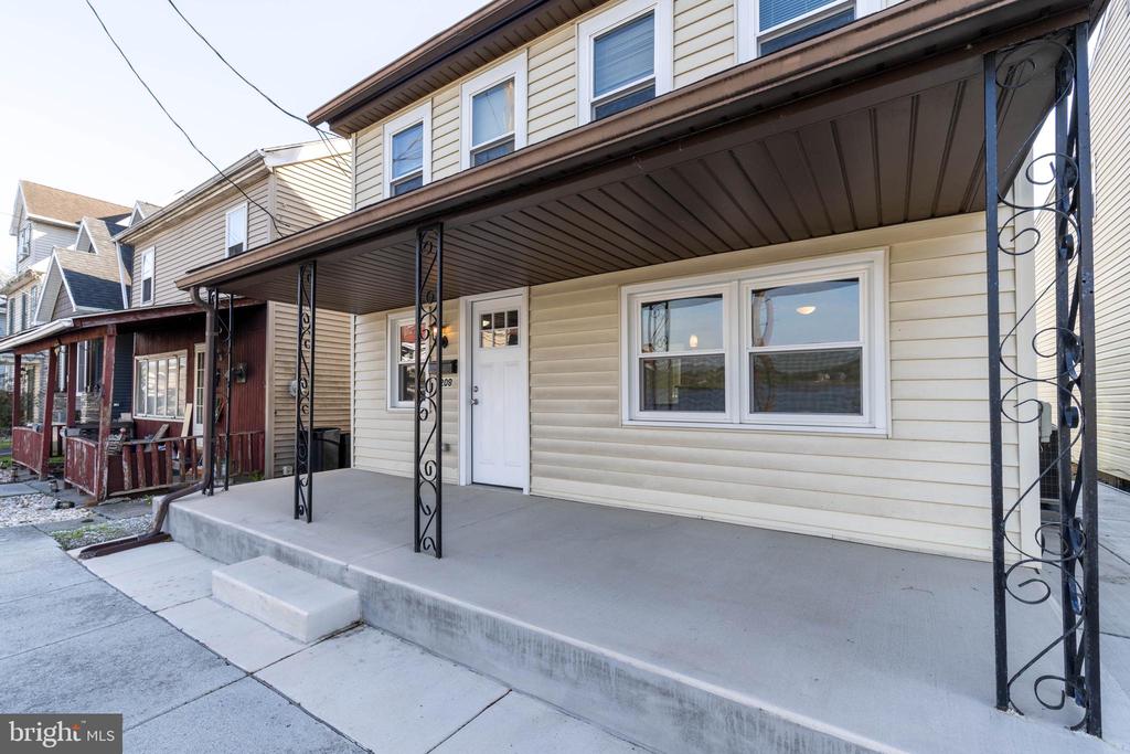 208 S MAIN STREET