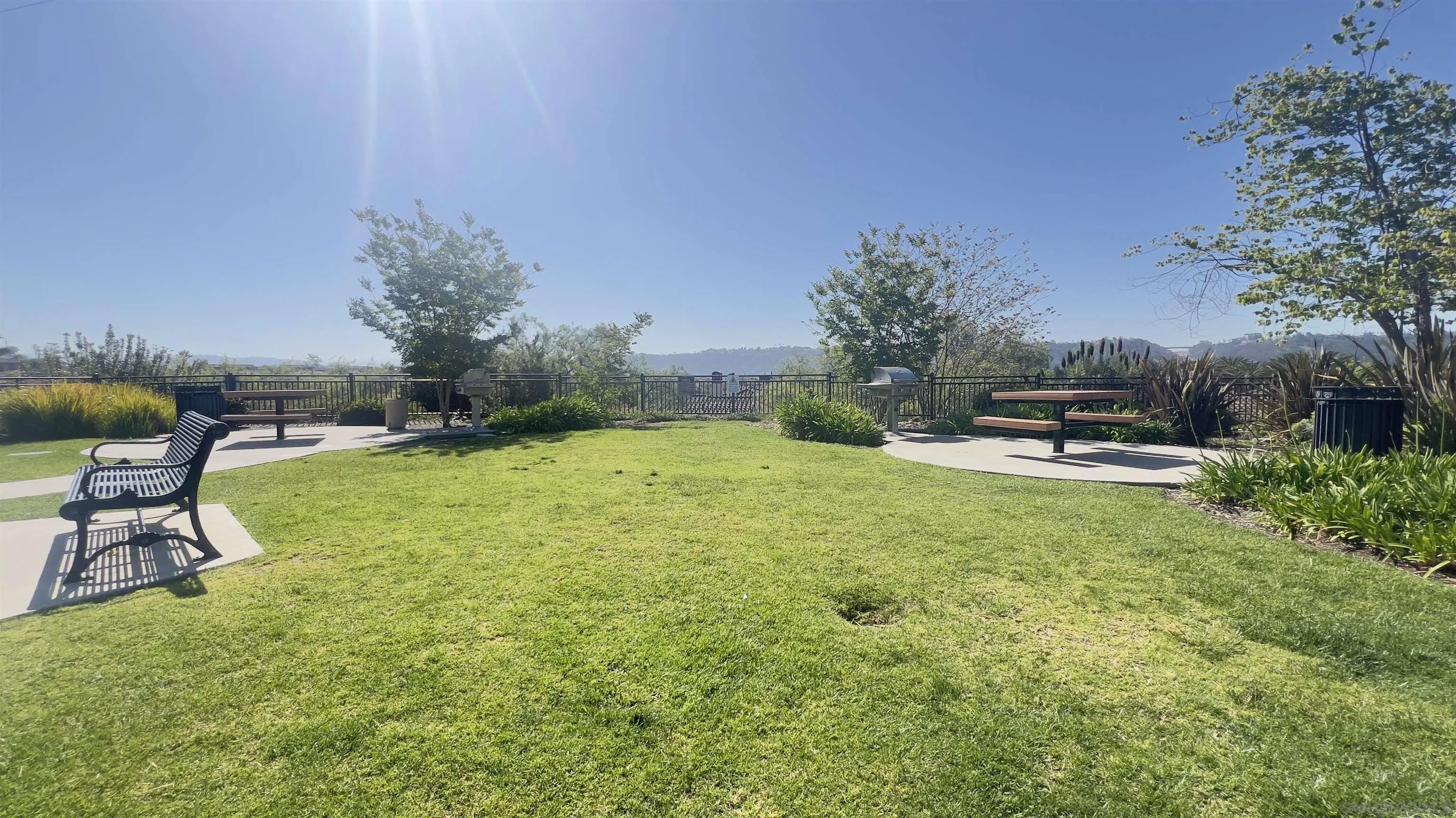 2633 Prato Ln