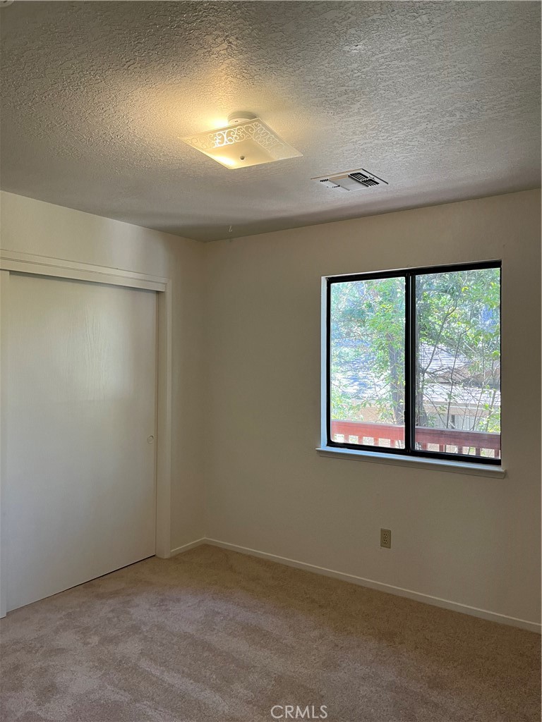 2786 Black Horse Lane