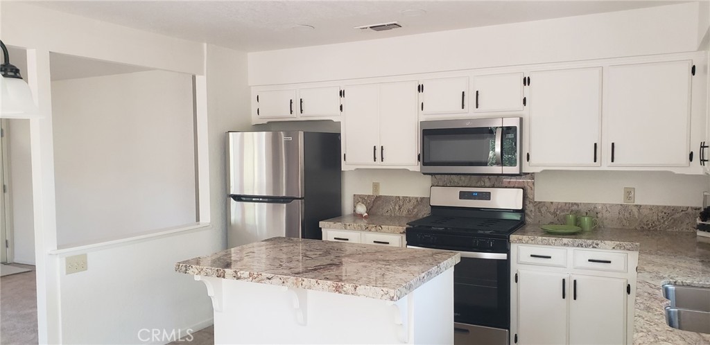 2786 Black Horse Lane