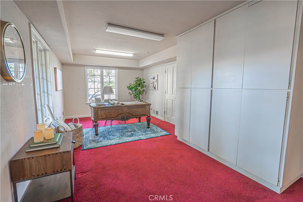 5161 Vineyard Drive