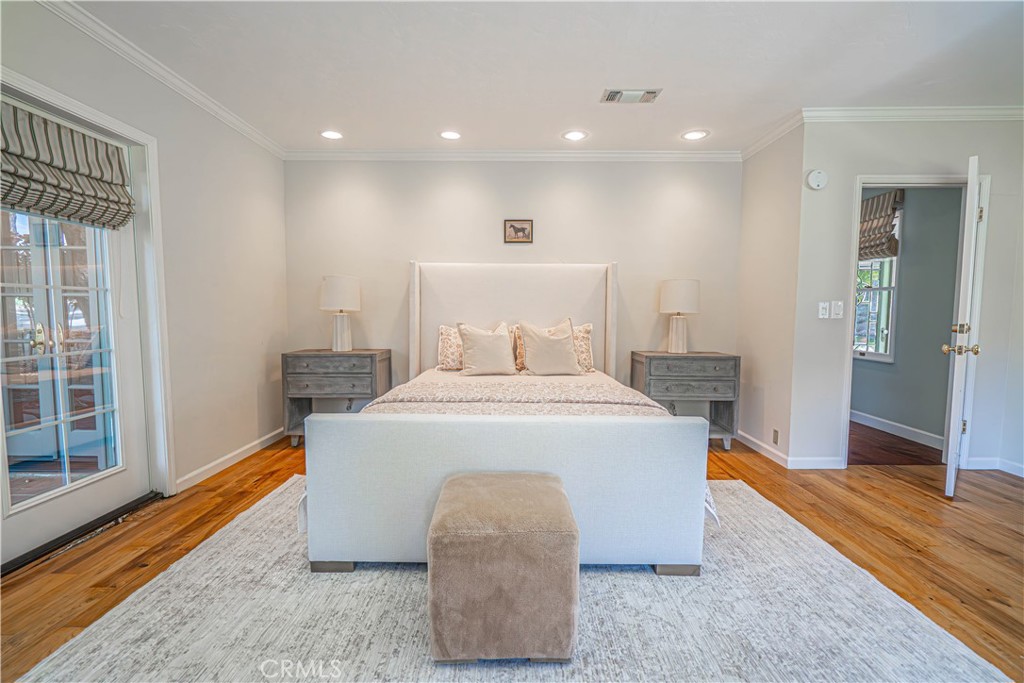 5161 Vineyard Drive