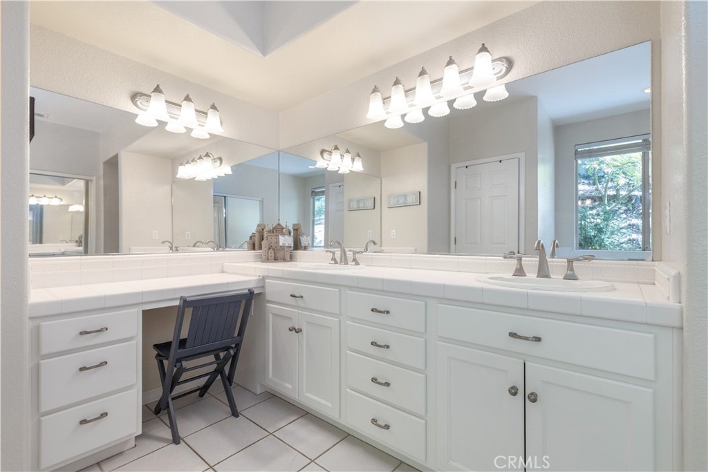 8290 Hermosa Ave