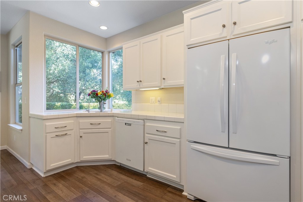 8290 Hermosa Ave