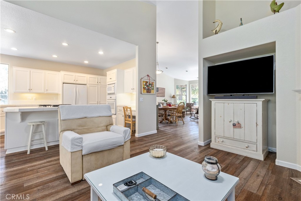 8290 Hermosa Ave