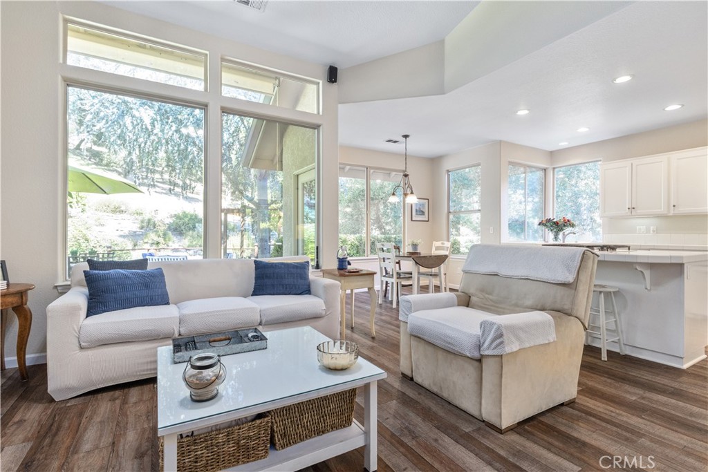 8290 Hermosa Ave