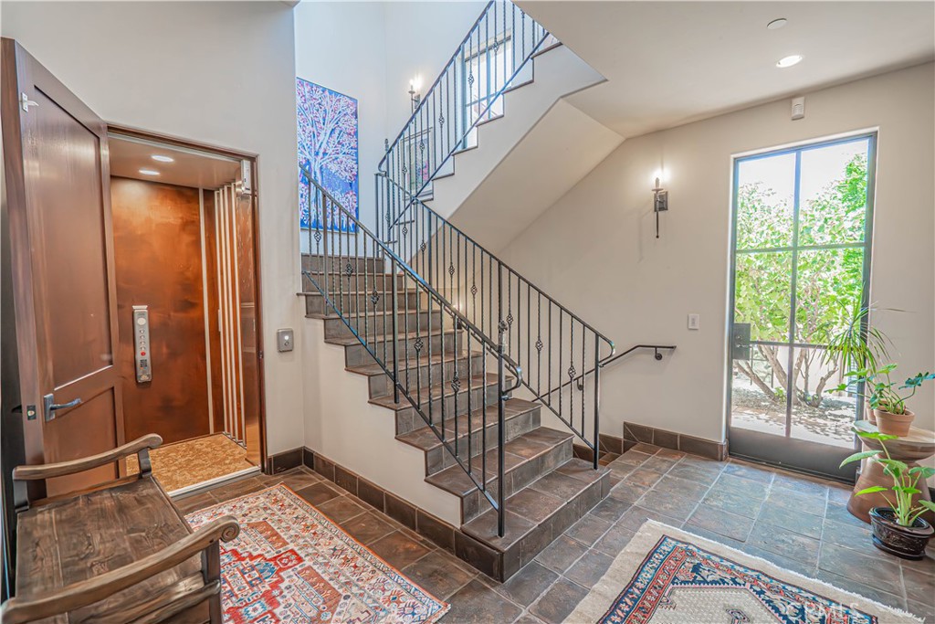 3030 Templeton