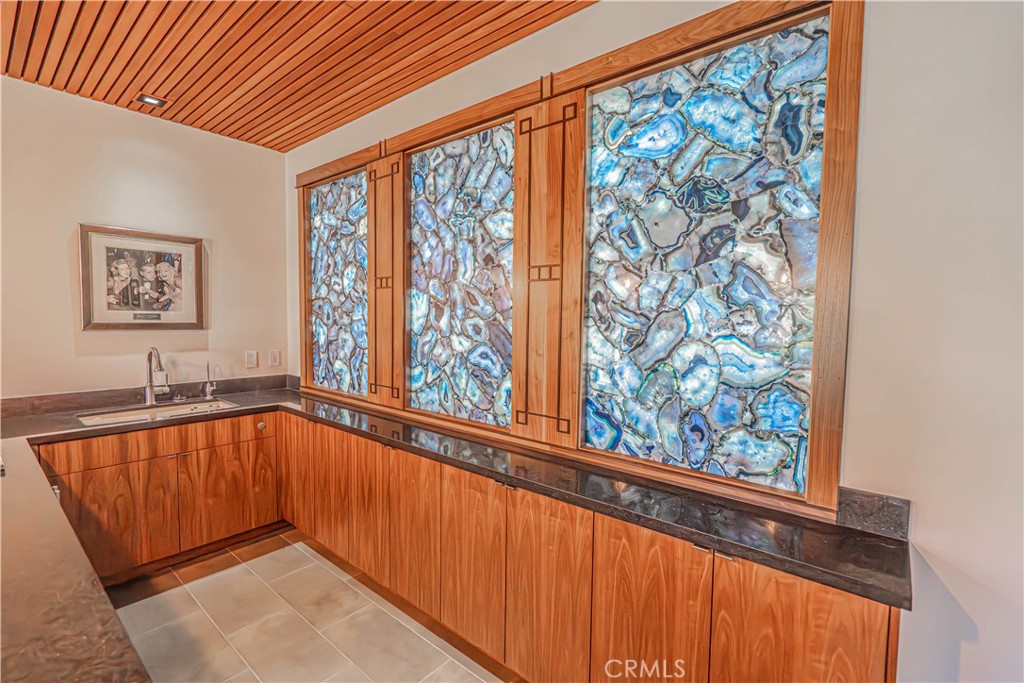 3030 Templeton