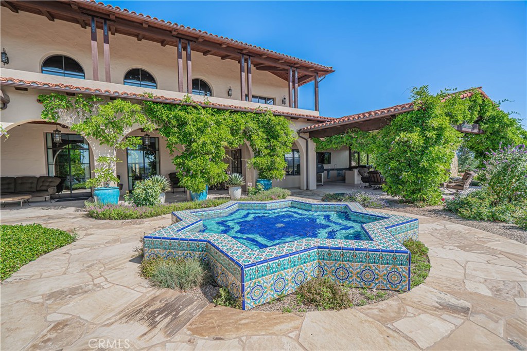 3030 Templeton