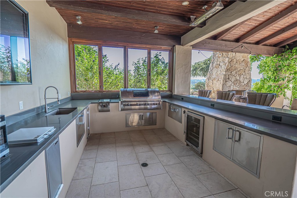 3030 Templeton