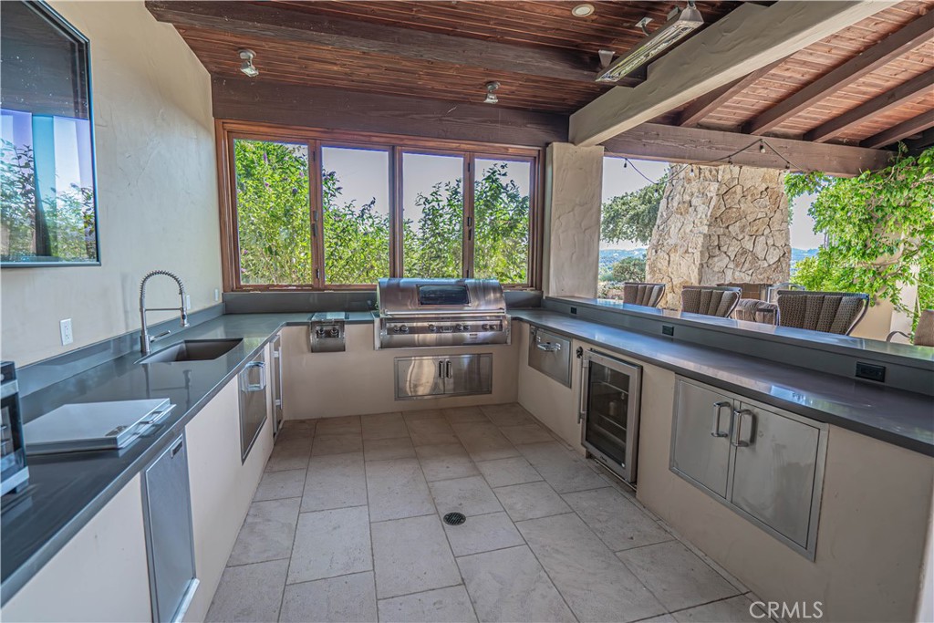3030 Templeton