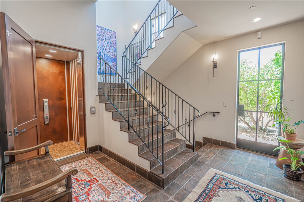 3030 Templeton