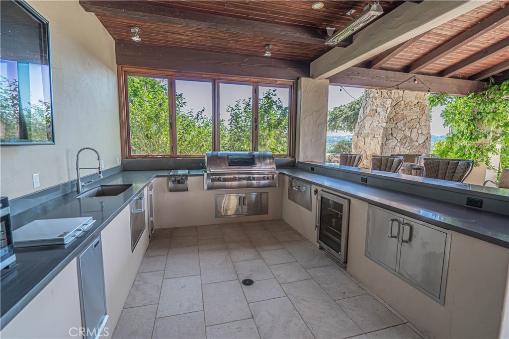 3030 Templeton