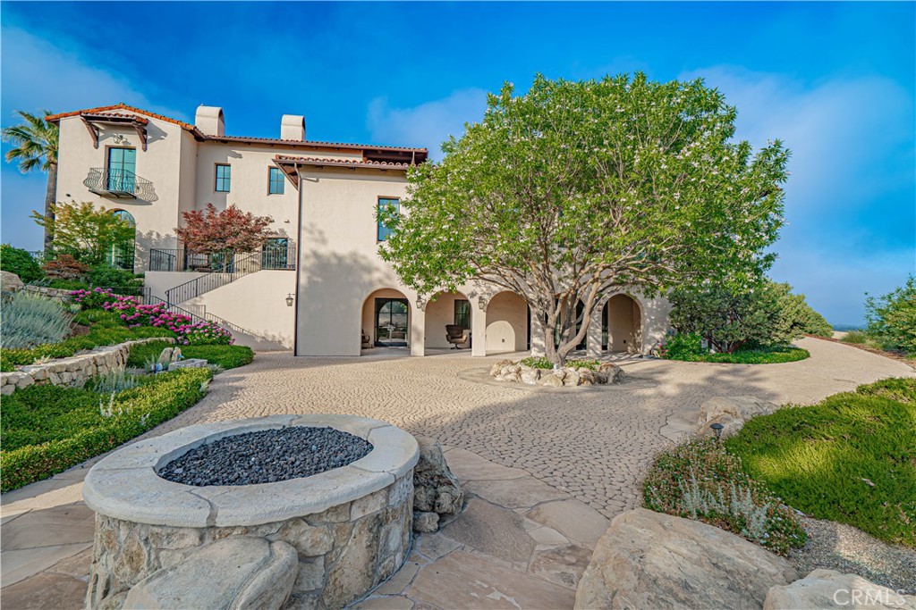 3030 Templeton