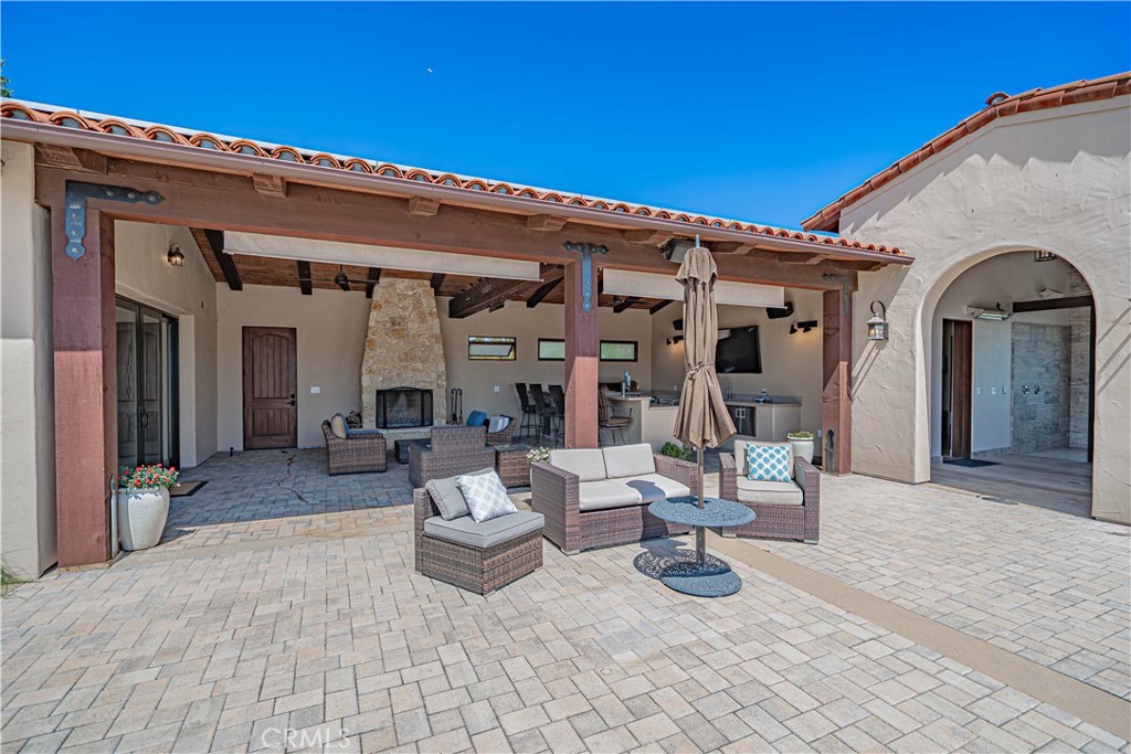 3030 Templeton
