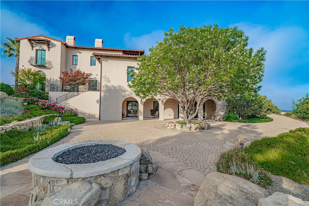 3030 Templeton