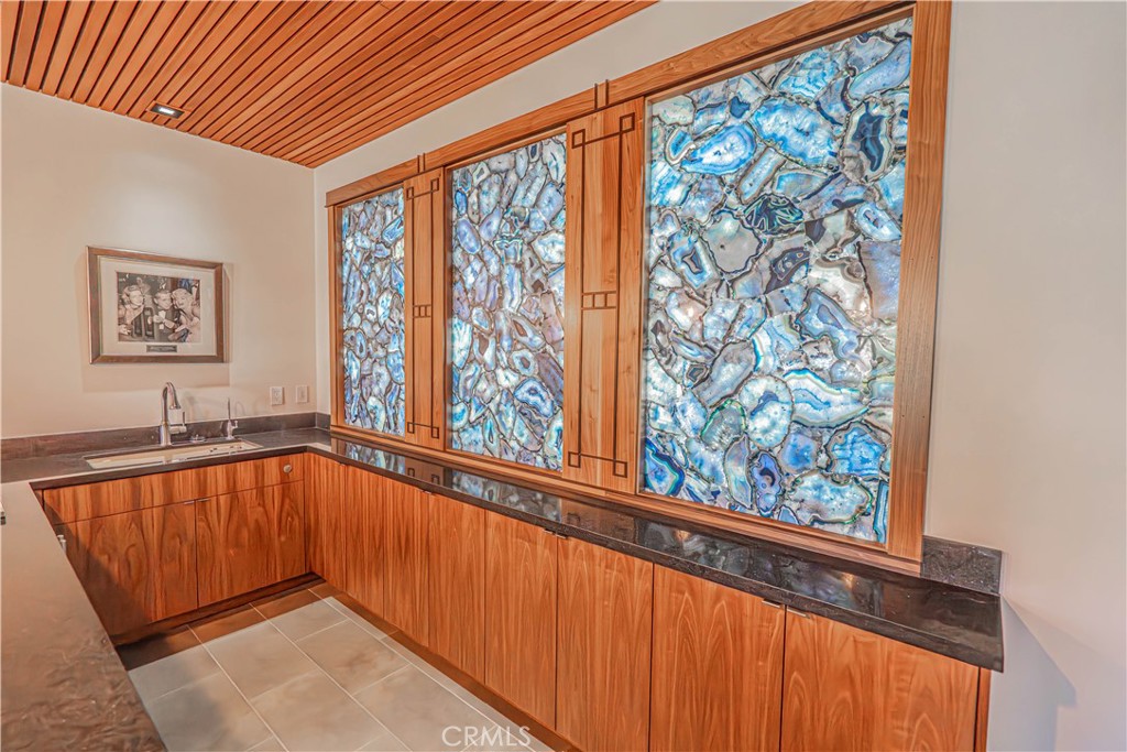 3030 Templeton