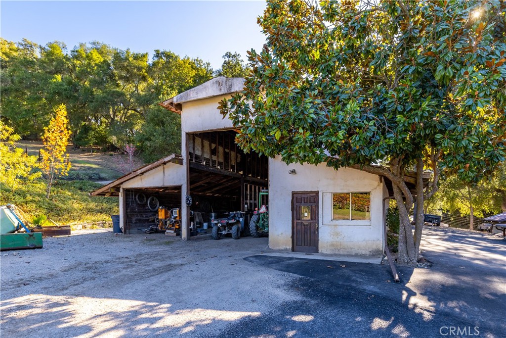 1545 Willow Creek