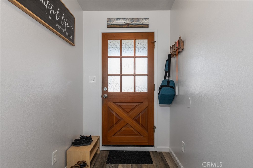 7695 El Camino Real
