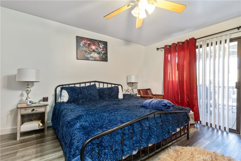 7695 El Camino Real
