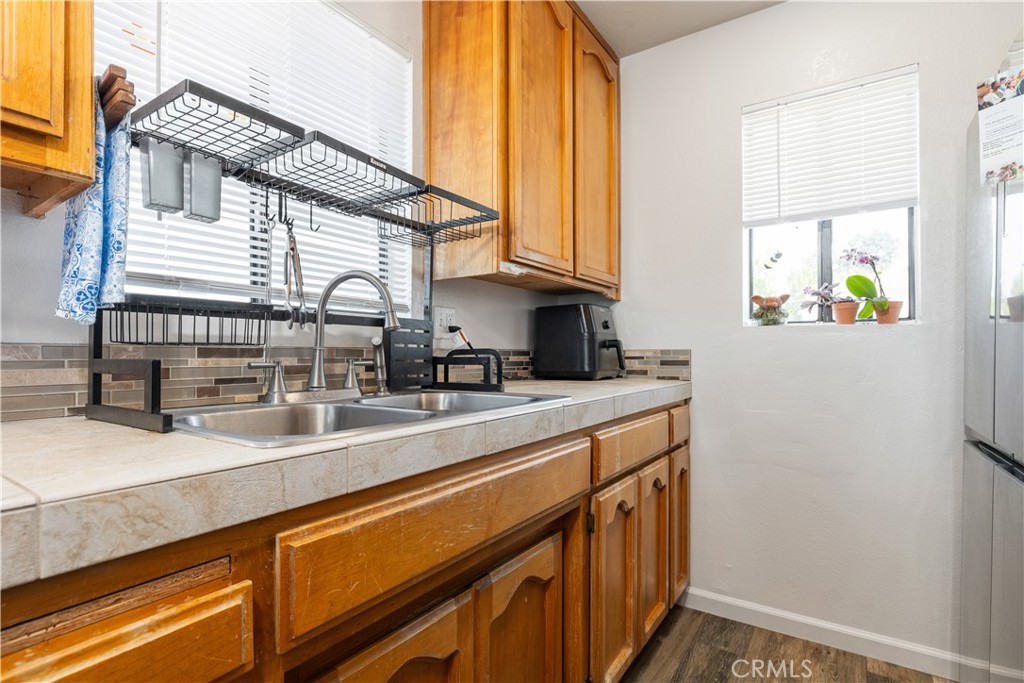 7695 El Camino Real