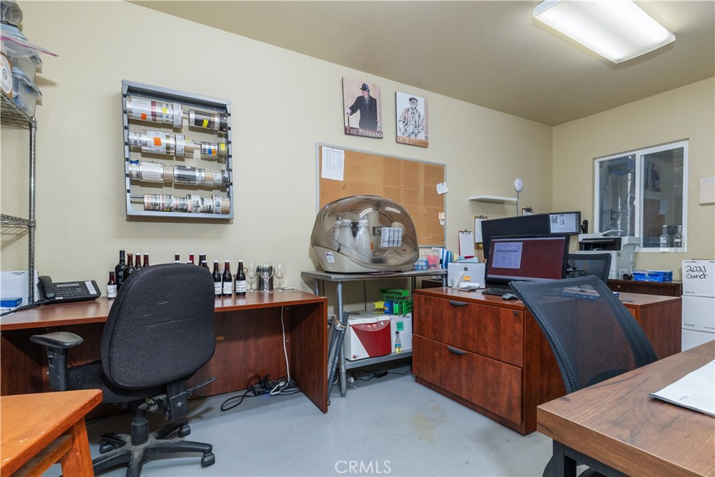2720 Oak View
