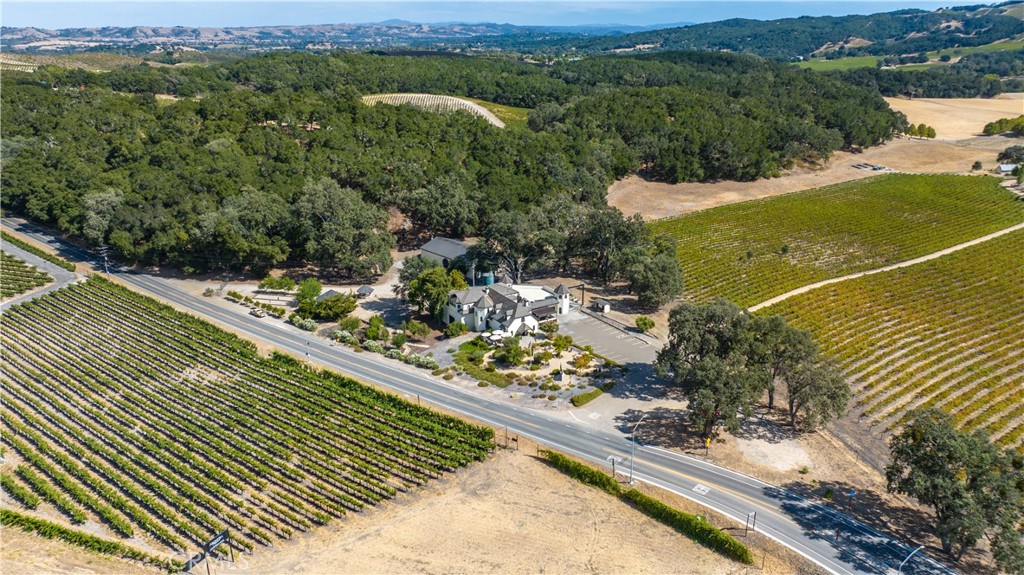 2720 Oak View