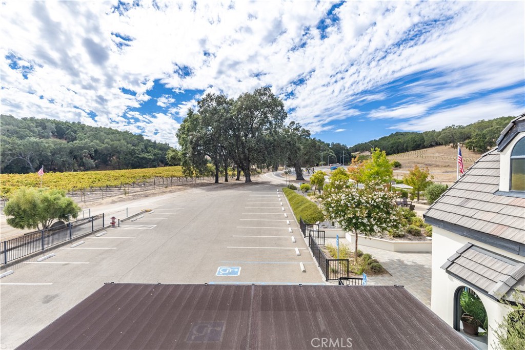 2720 Oak View