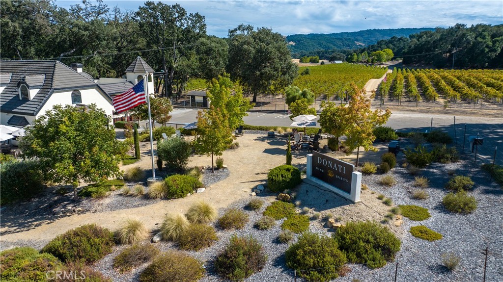 2720 Oak View