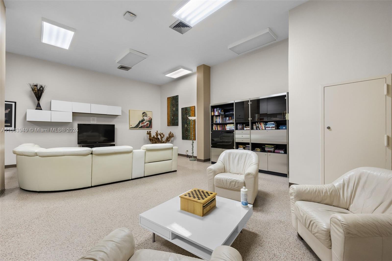 301 174th St # 2412