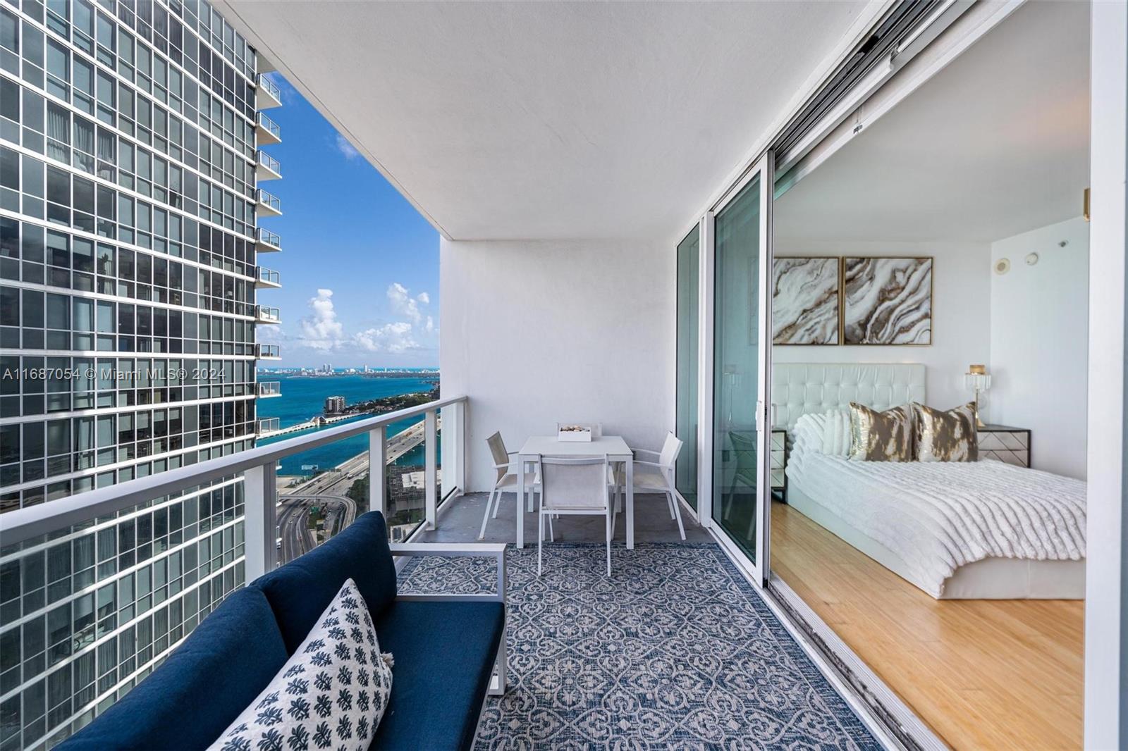 1040 Biscayne Blvd # 3905